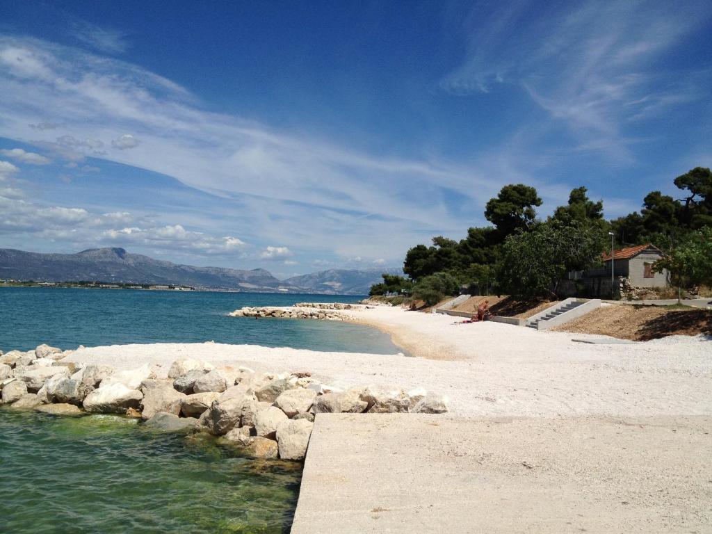 Apartments Kapetanovi Dvori Trogir Quarto foto